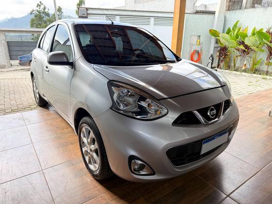 NISSAN MARCH 1.6 SV 16V FLEXSTART 4P XTRONIC NISSAN MARCH 1.6 SV 16V FLEXSTART 4P XTRONIC